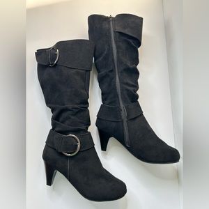 Black faux suede slouchy side buckle boots Size 8